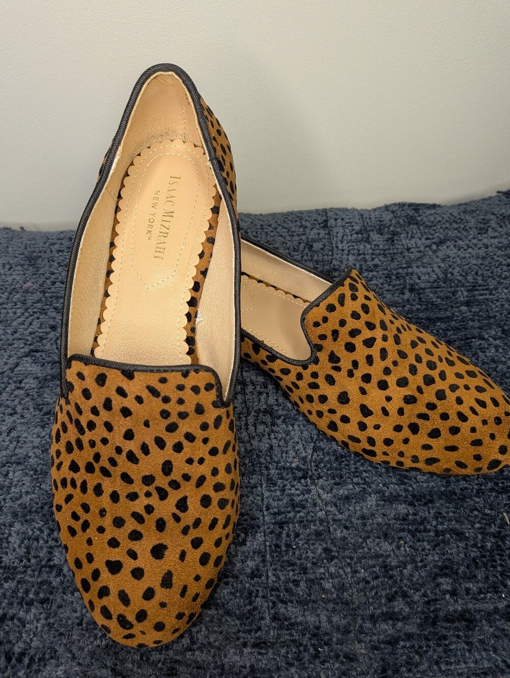 Isaac Mizrahi Leopard Print Suede Flats - Women's Size 6.5